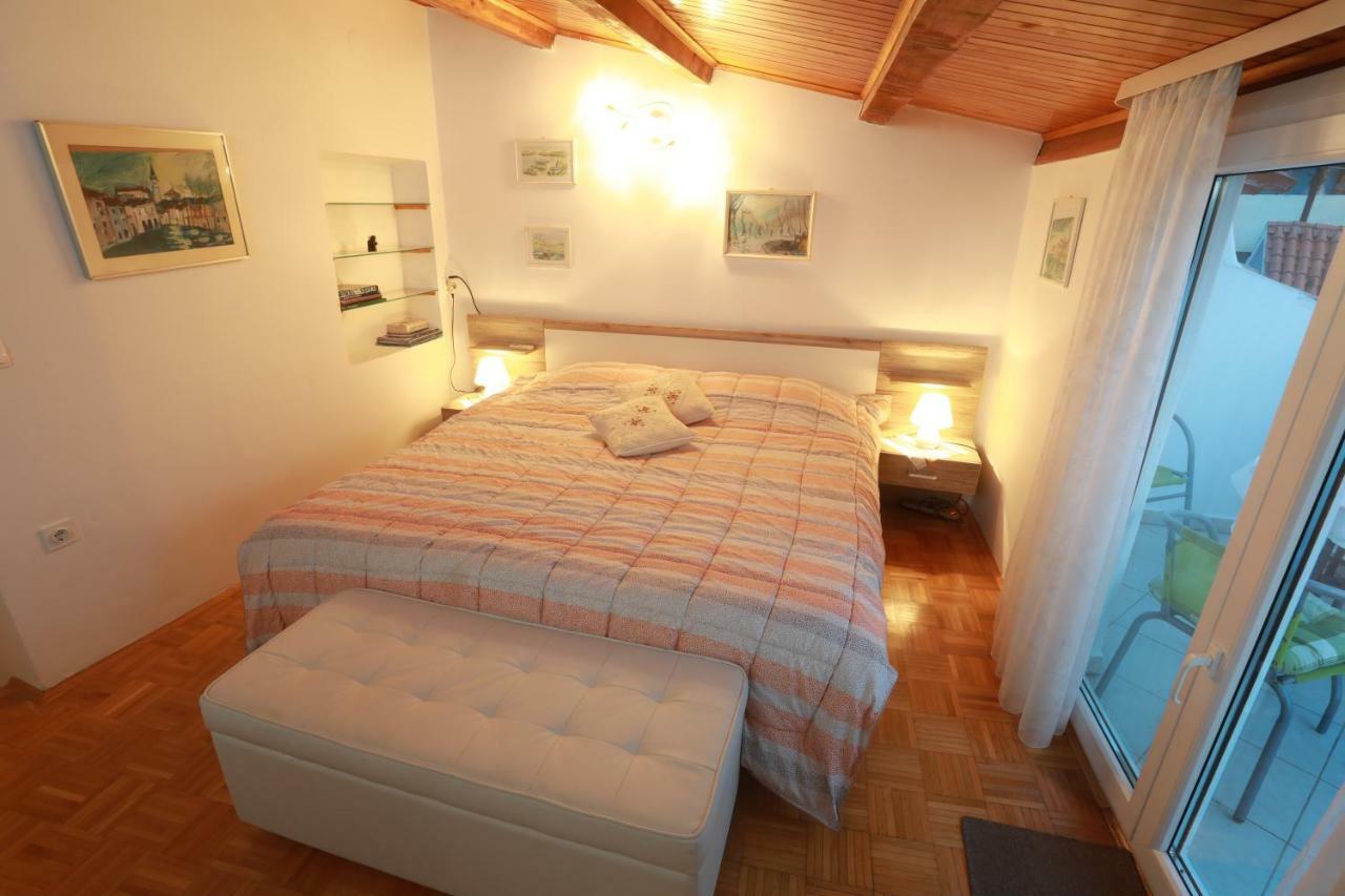 Apartments Pyros Pirano Esterno foto